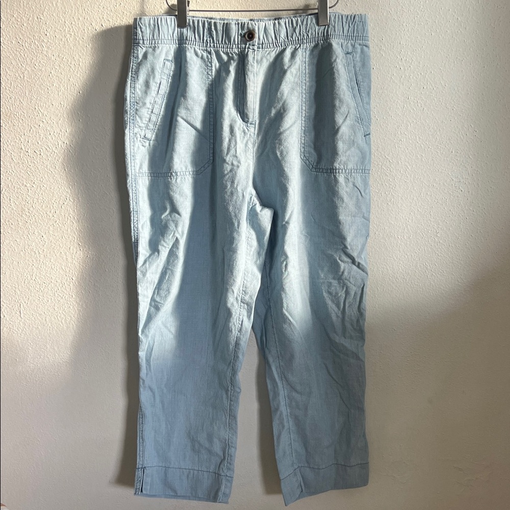 Chico’s Chambray Cropped Capri Pants - Picture 4 of 6